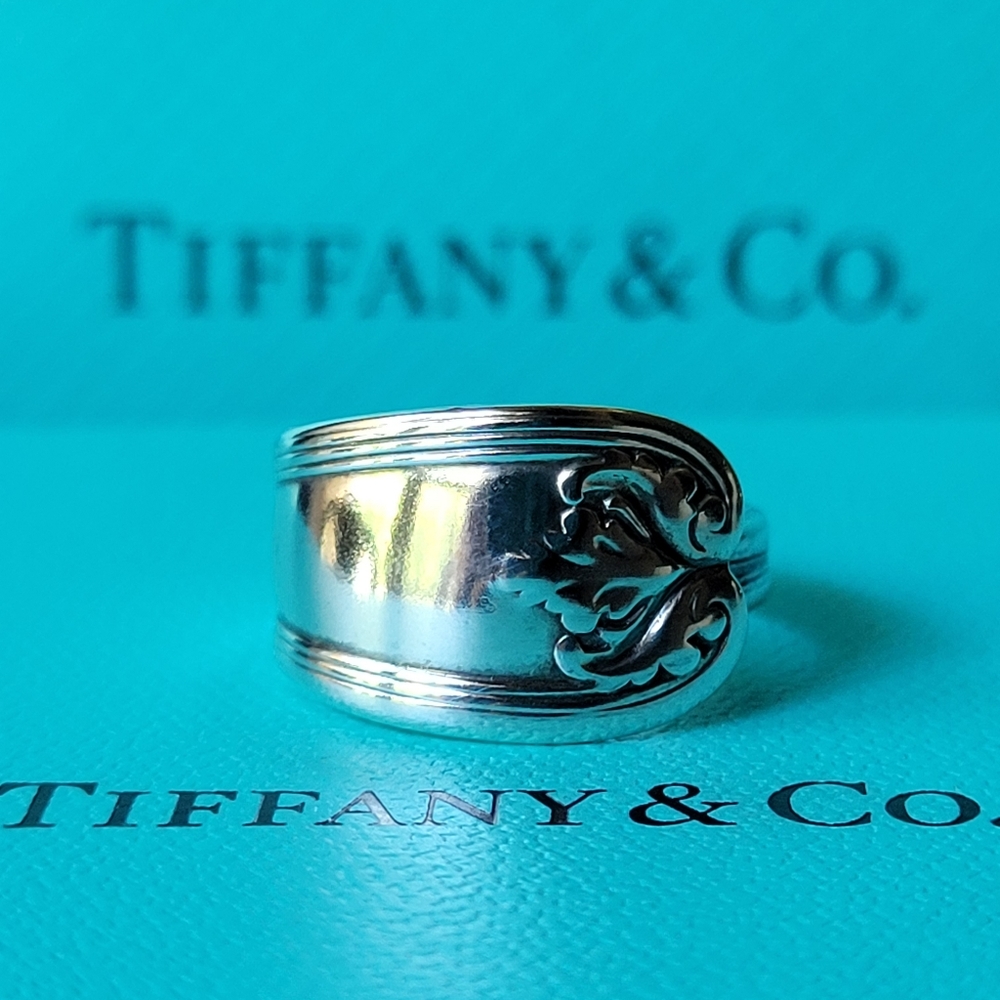1895 Tiffany & Company Colonial Ivy Spoon Ring in Sterling Silver #93